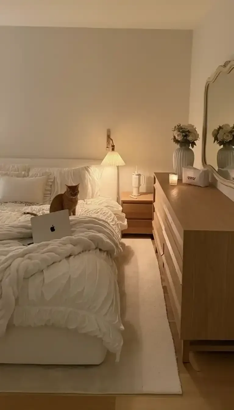 25 inspiring bedroom makeover ideas 2026 04 05 123425